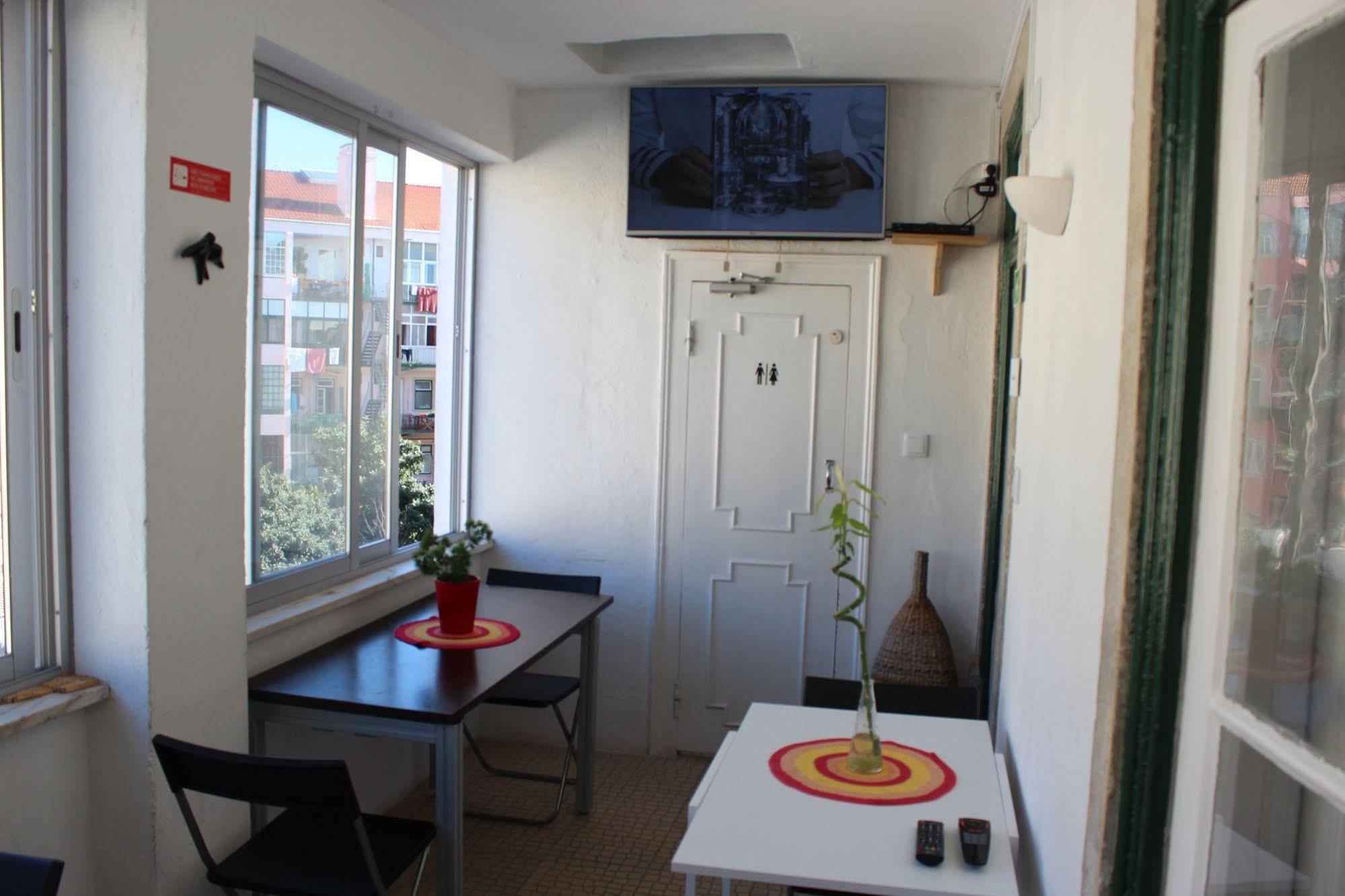 Hostel Seven Hills (Adults Only) Lisbon Exterior photo