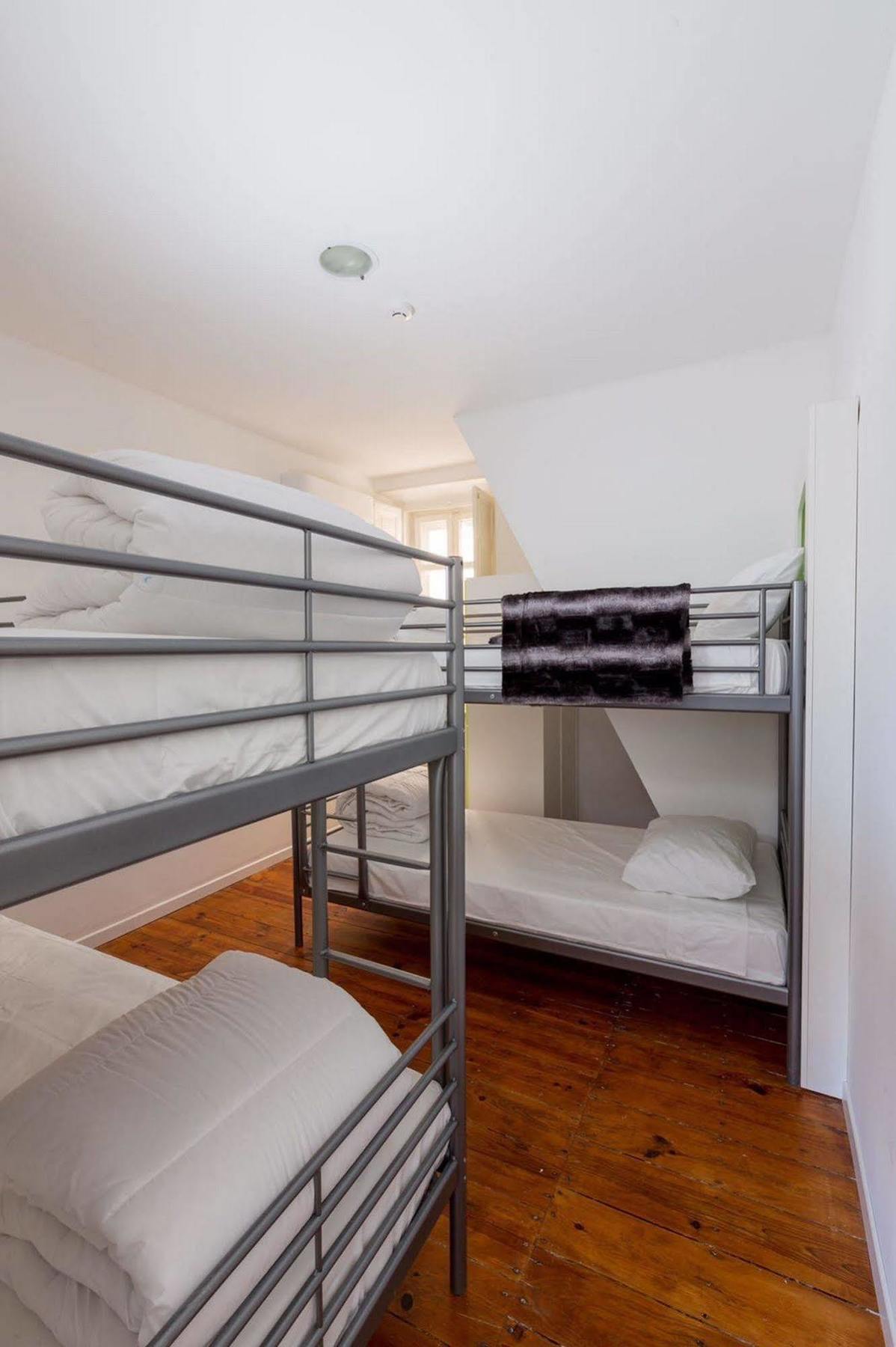 Hostel Seven Hills (Adults Only) Lisbon Exterior photo
